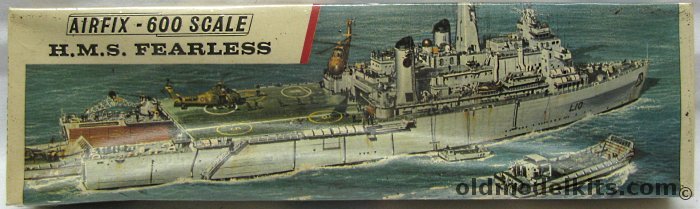 Airfix 1/600 HMS Fearless - Type Three Logo Issue, F305S plastic model kit